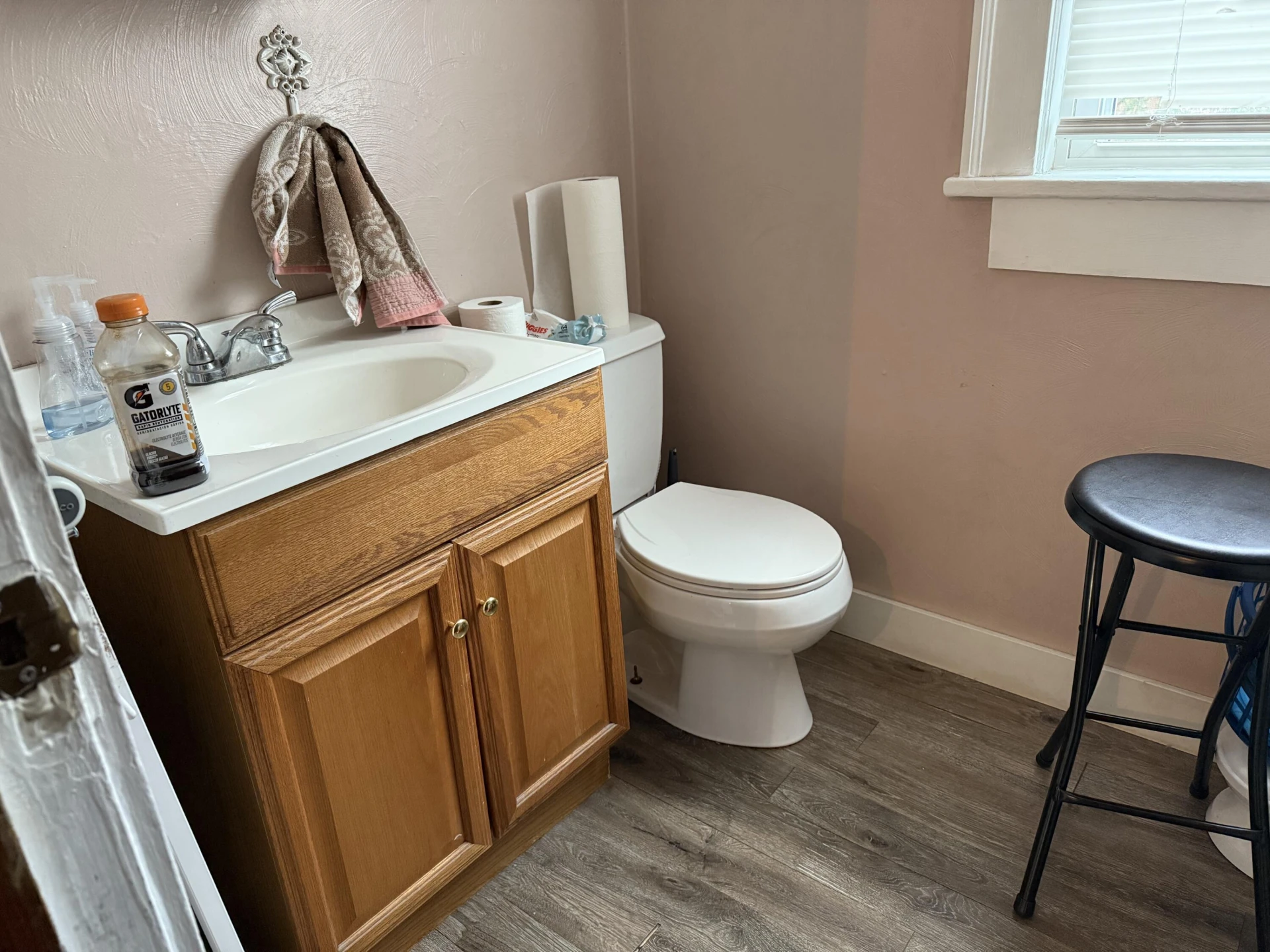 2438 King ST - Photo 8
