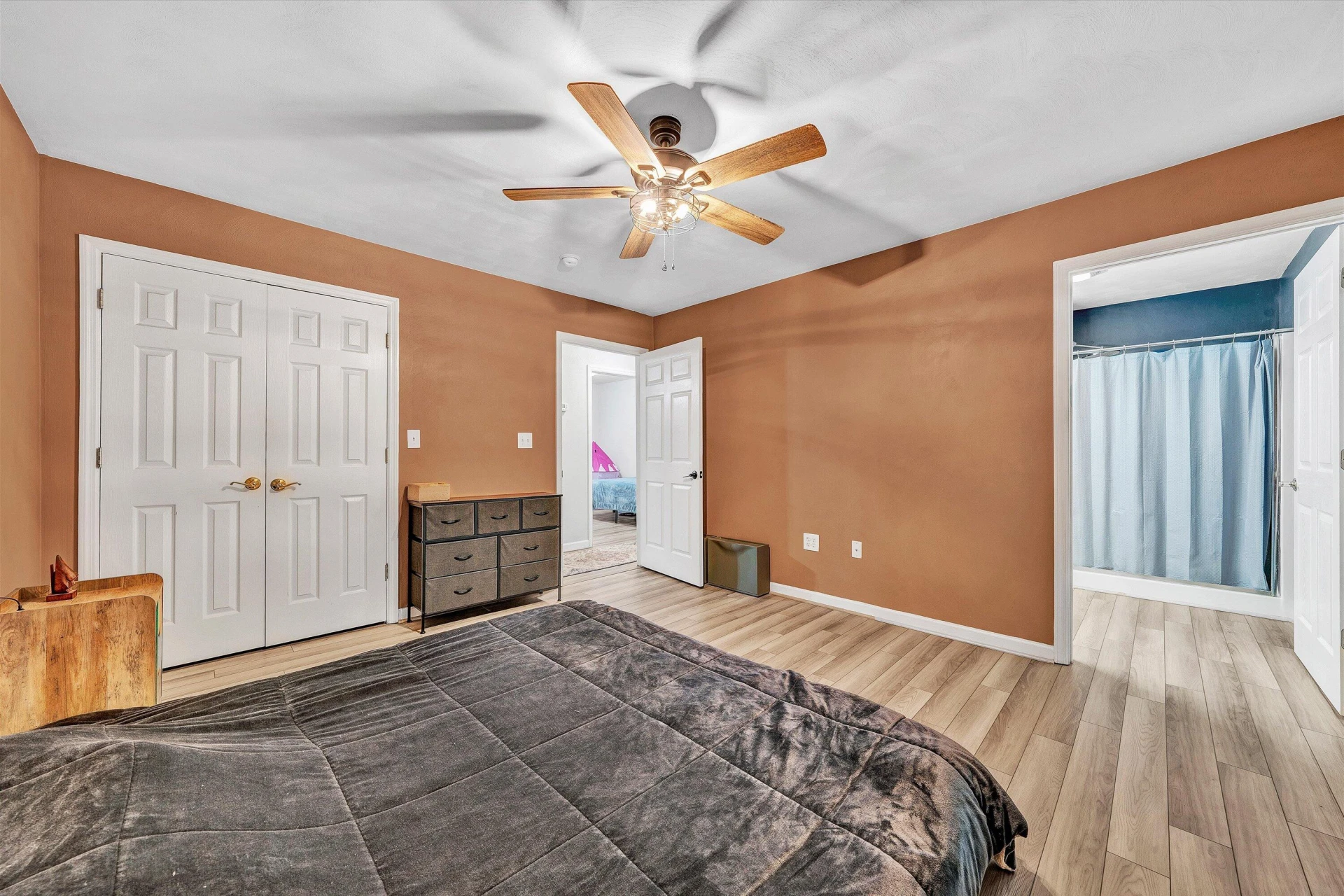2714 Grandin RD - Photo 14