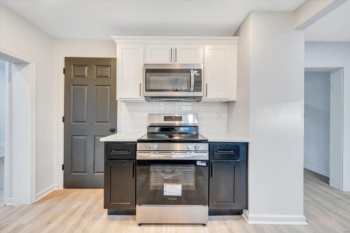 50 Bower ST - Photo 11