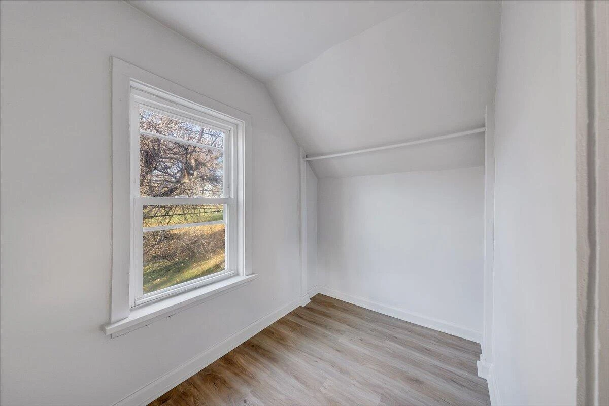 50 Bower ST - Photo 24