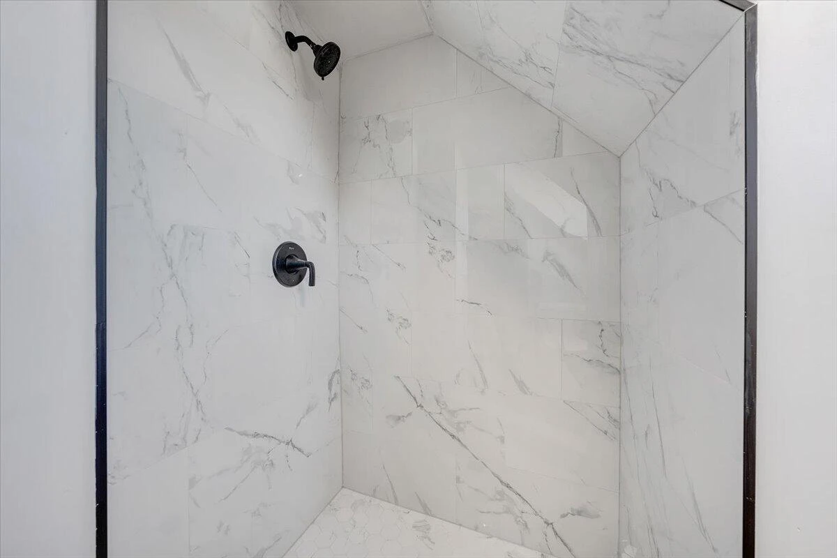 50 Bower ST - Photo 26