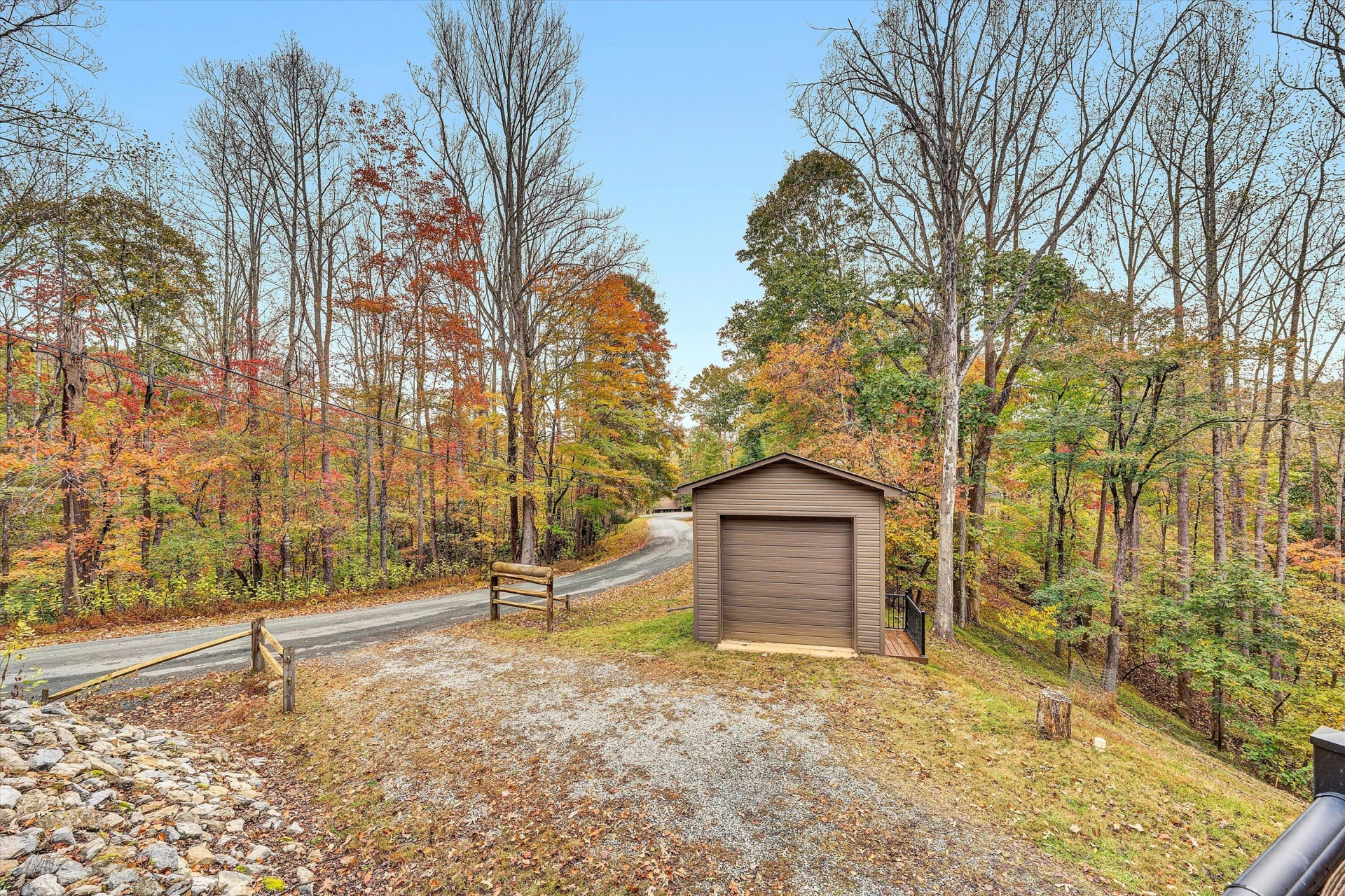 94 Lakecrest DR - Photo 58