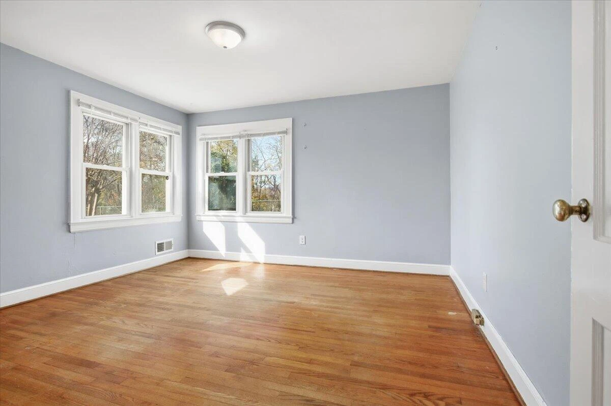 4950 Fralin RD - Photo 14