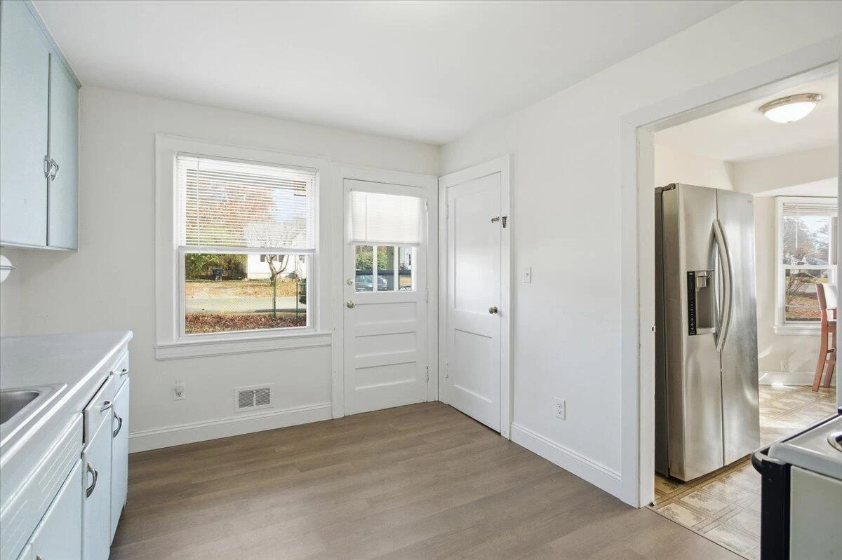 4950 Fralin RD - Photo 5