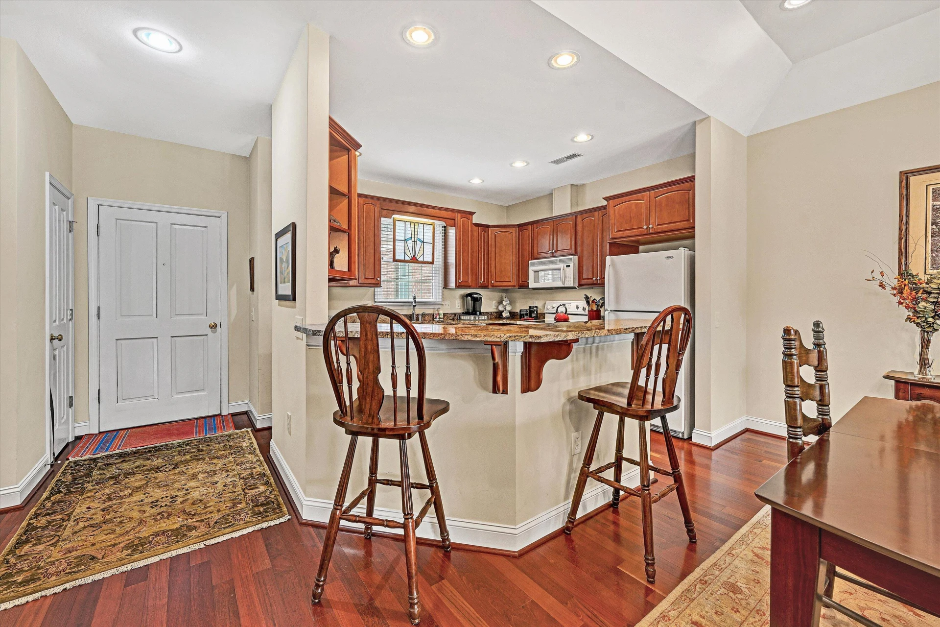 127 Village Green DR - Photo 11