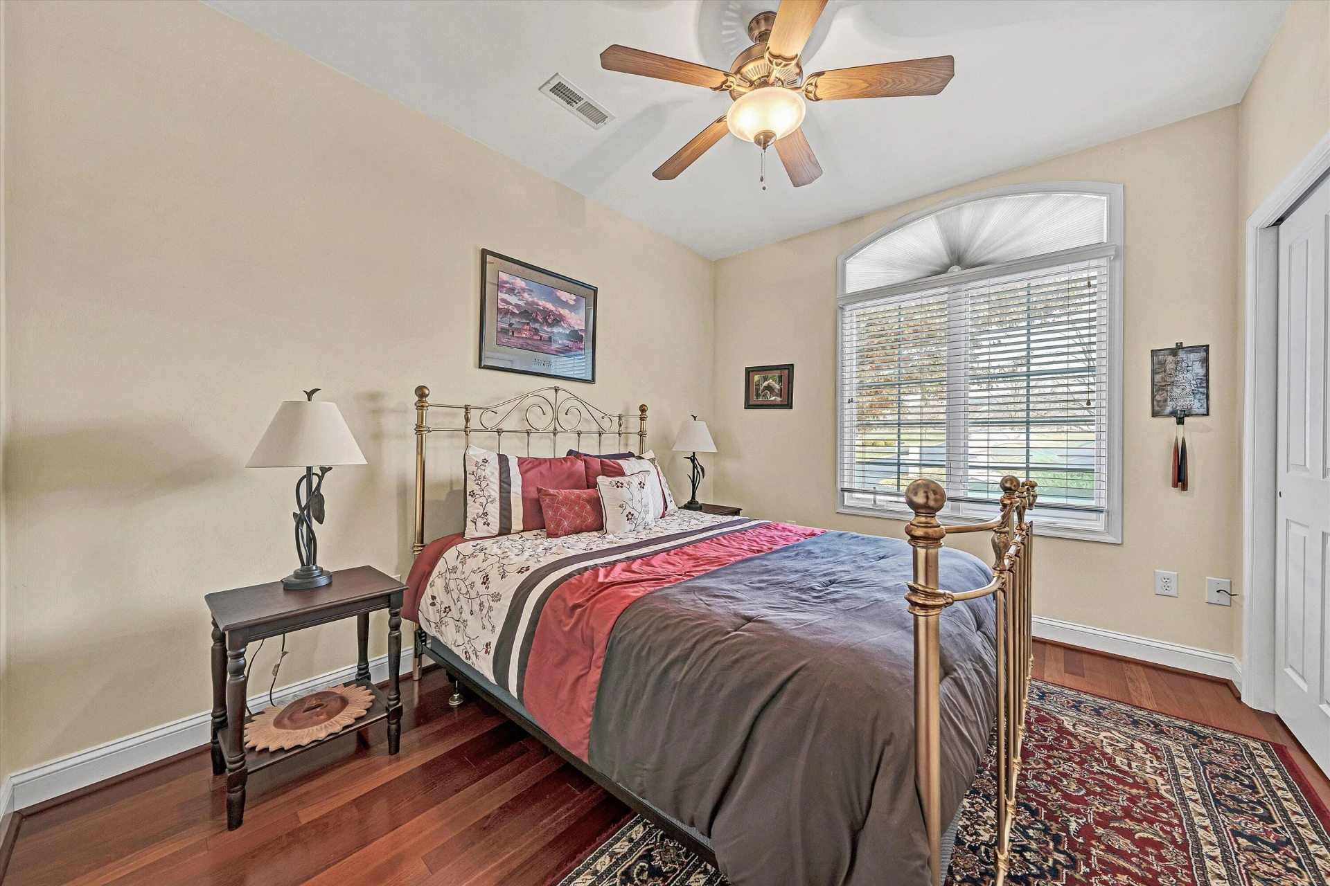 127 Village Green DR - Photo 18