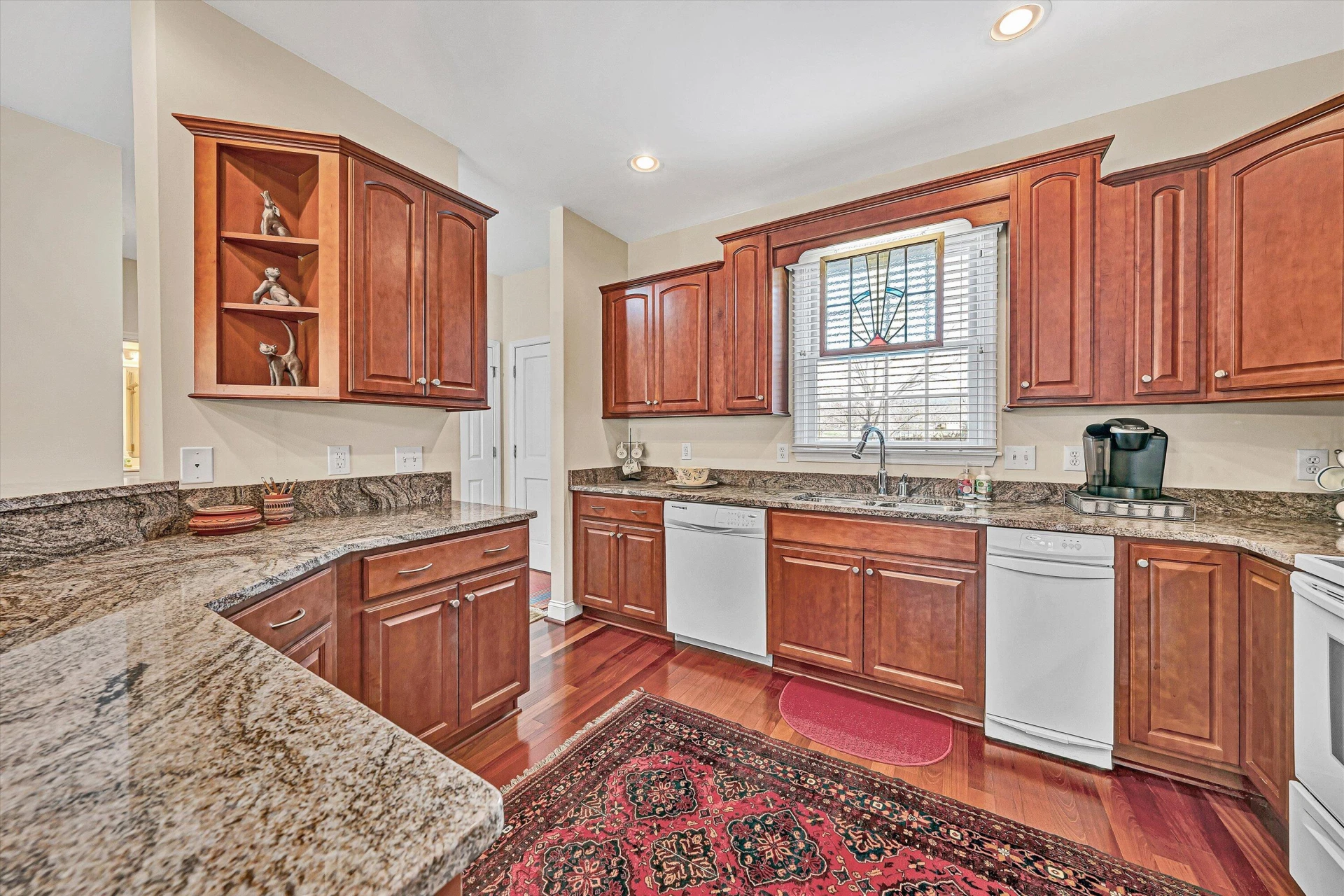 127 Village Green DR - Photo 9