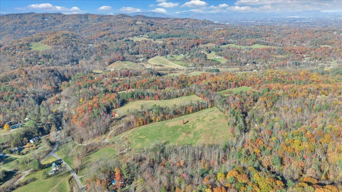 6742 Dawnwood & 0 Poage Valley RD - Photo 36