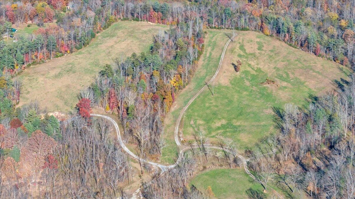 6742 Dawnwood & 0 Poage Valley RD - Photo 42