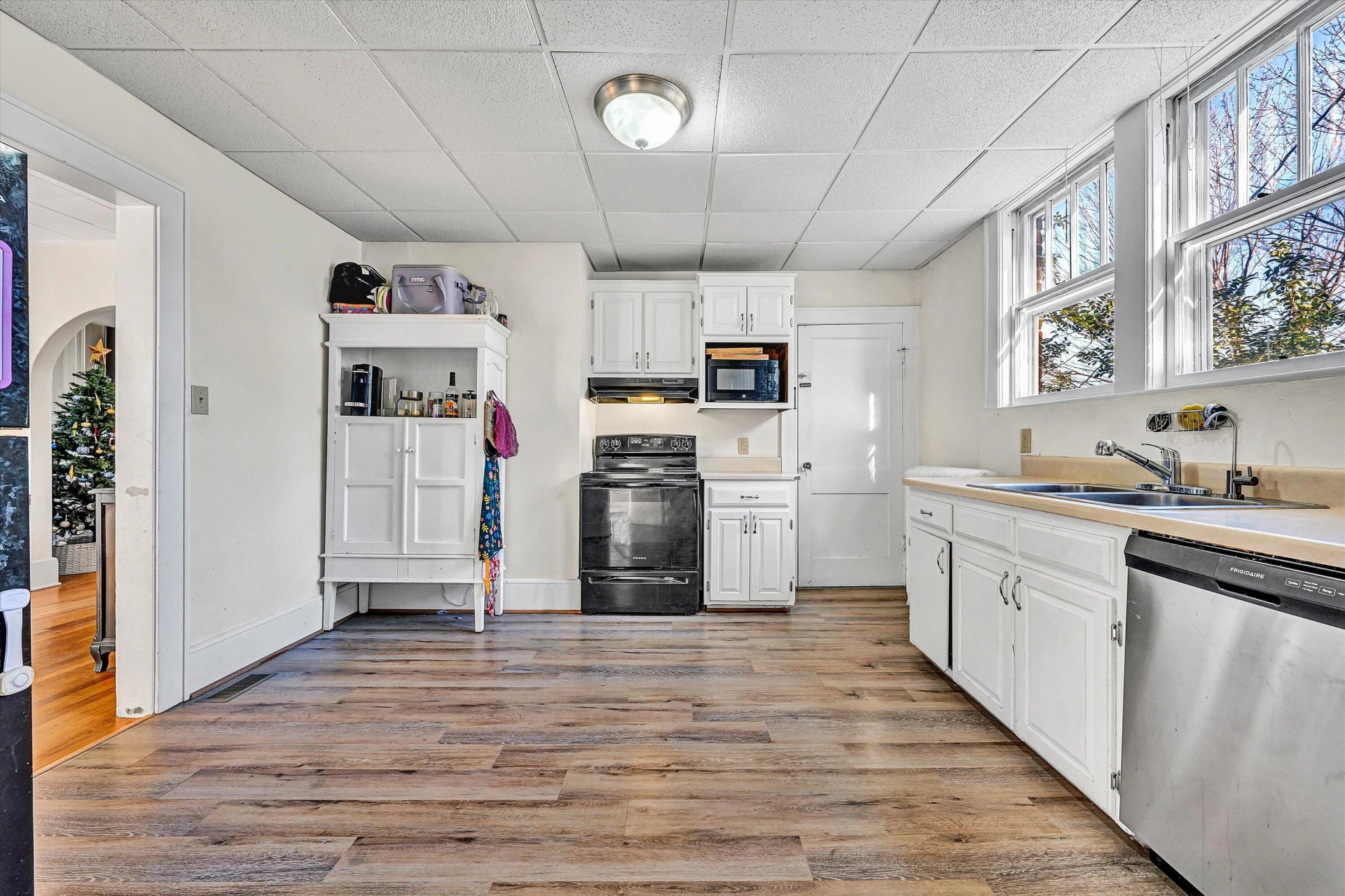 2660 Sweetbrier AVE - Photo 20