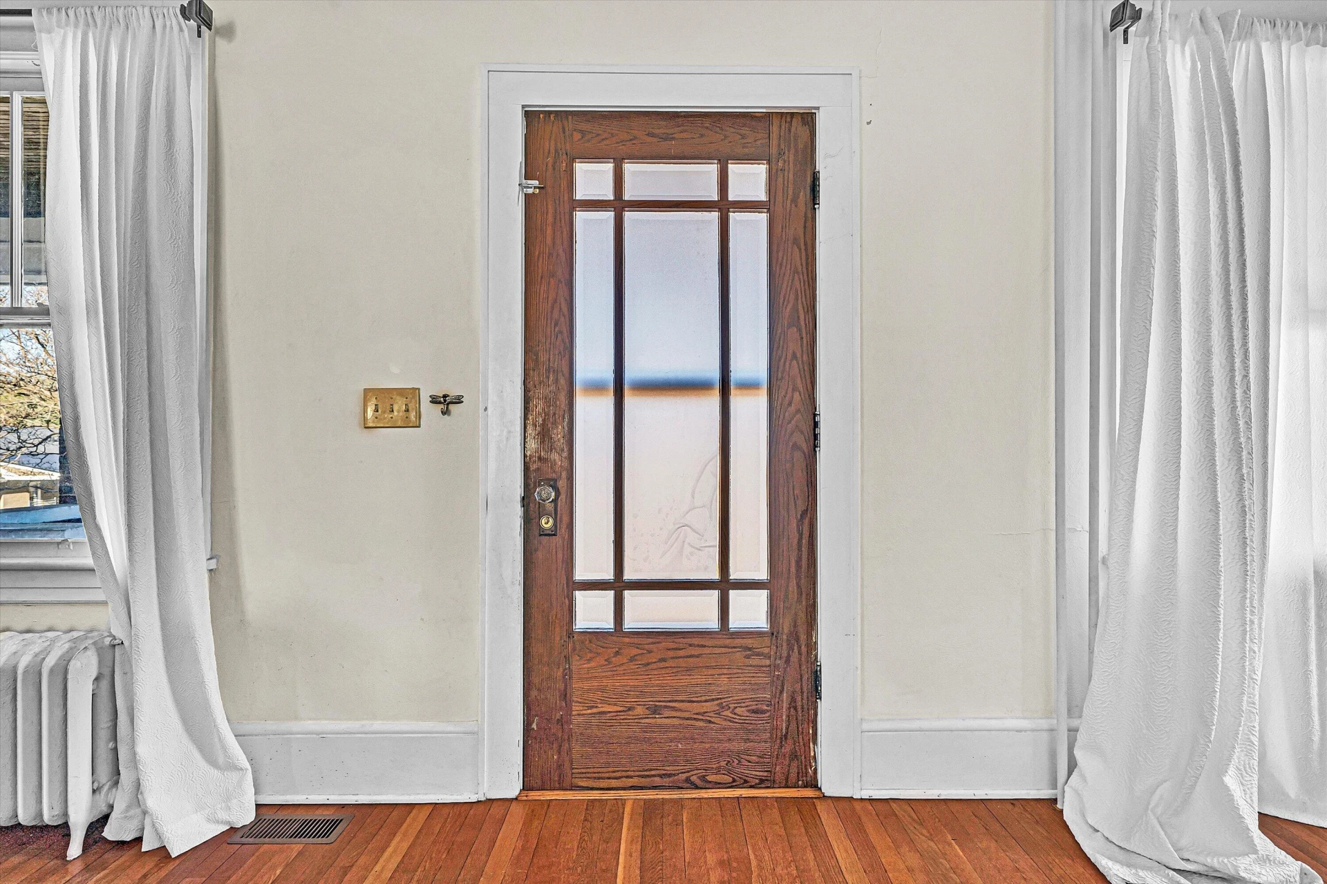 2660 Sweetbrier AVE - Photo 11