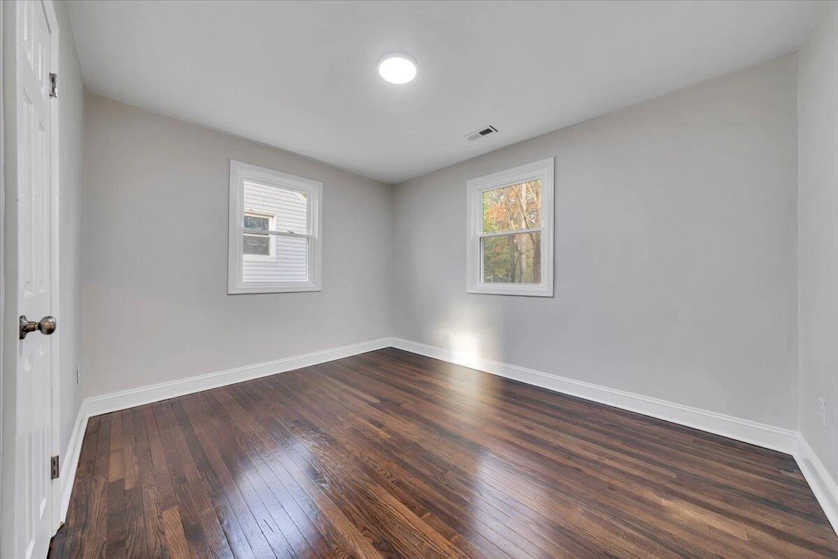 553 Westwood BLVD - Photo 11