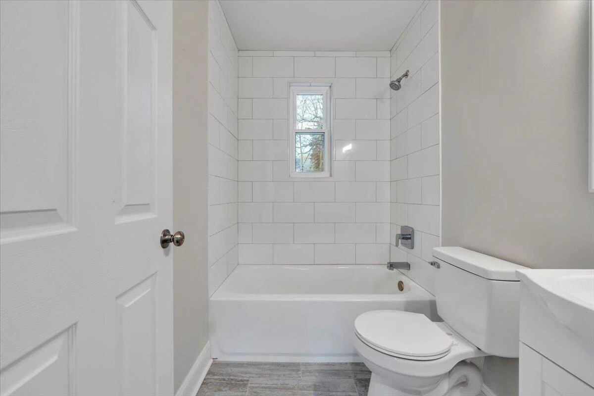 553 Westwood BLVD - Photo 13