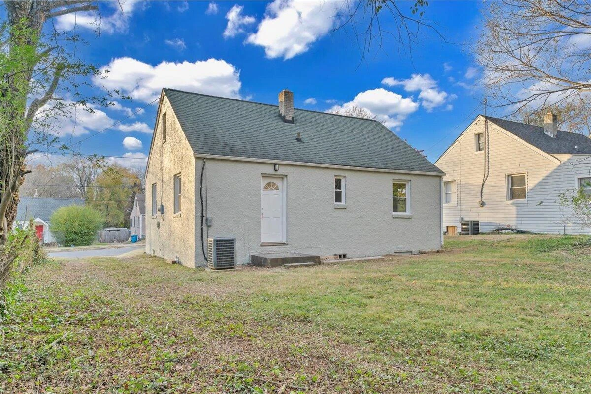 553 Westwood BLVD - Photo 18