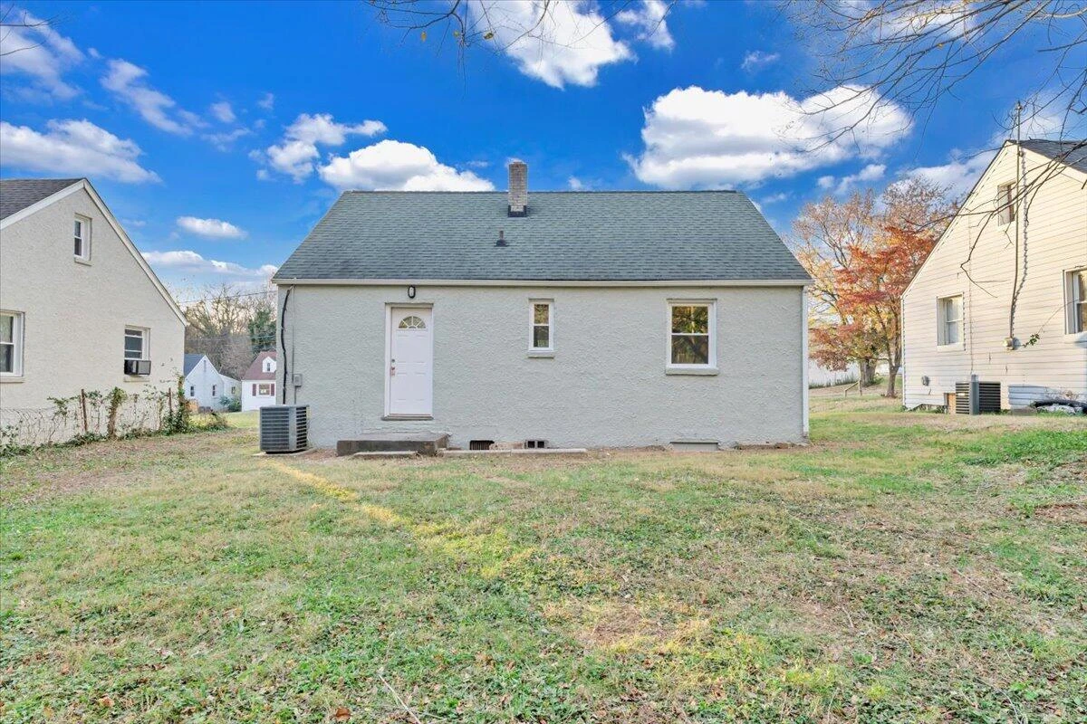 553 Westwood BLVD - Photo 19