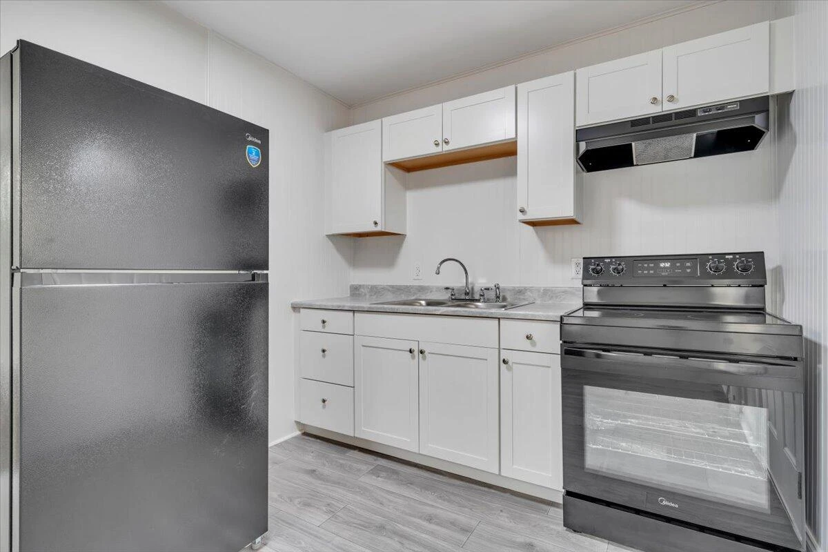 553 Westwood BLVD - Photo 7