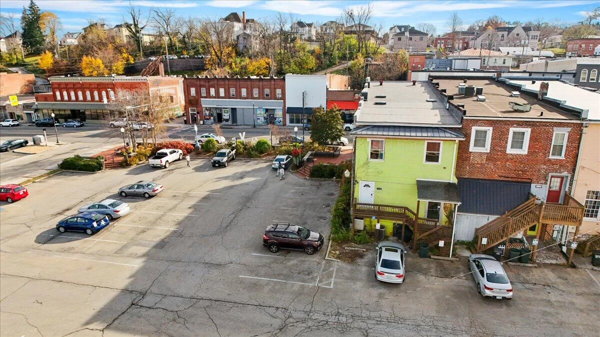 1120 Main ST - Photo 12