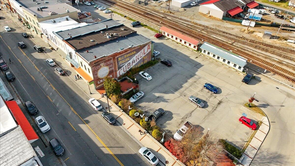 1120 Main ST - Photo 15