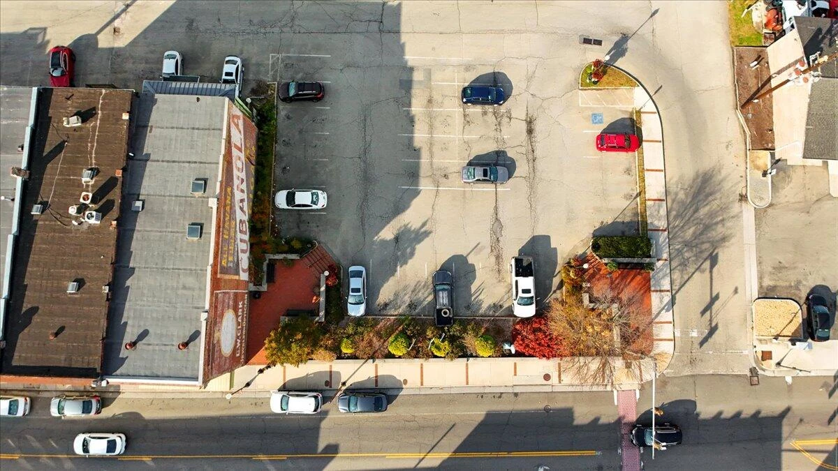 1120 Main ST - Photo 17