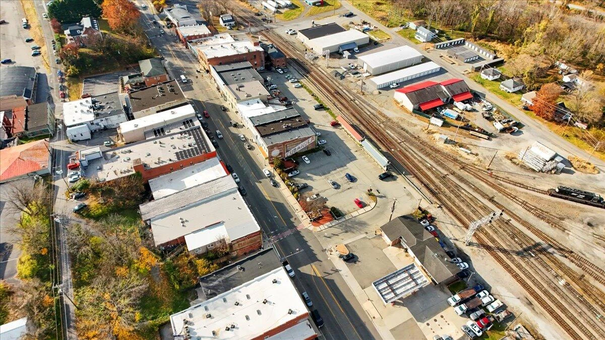 1120 Main ST - Photo 18