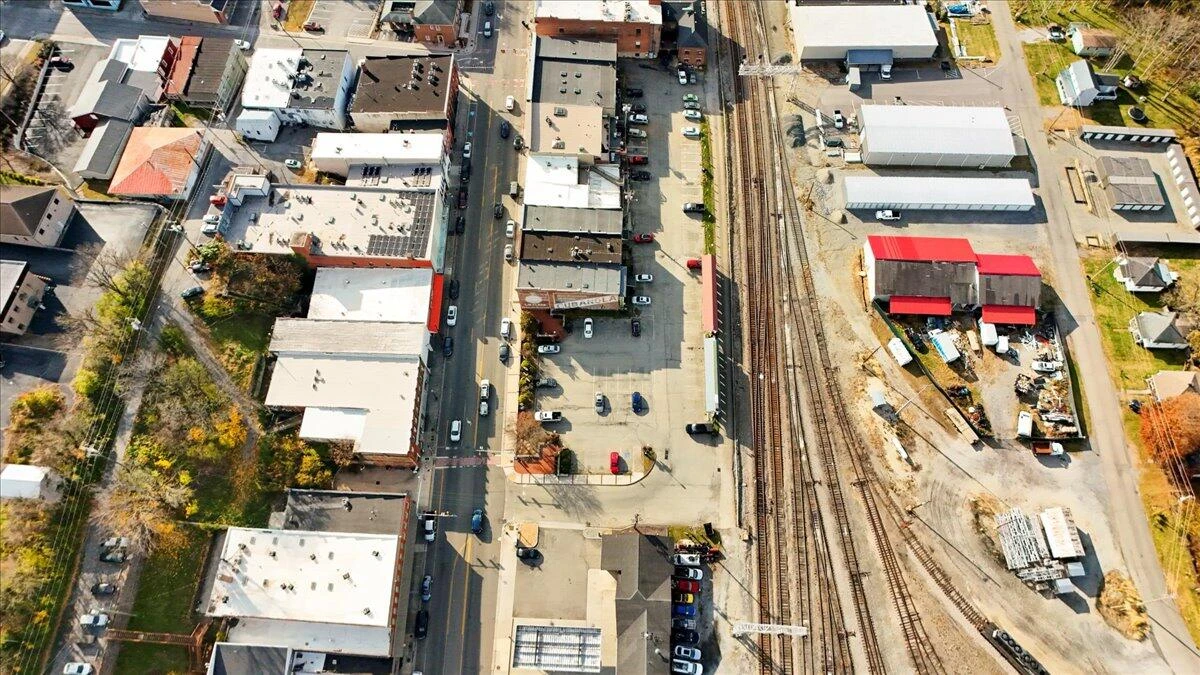 1120 Main ST - Photo 19