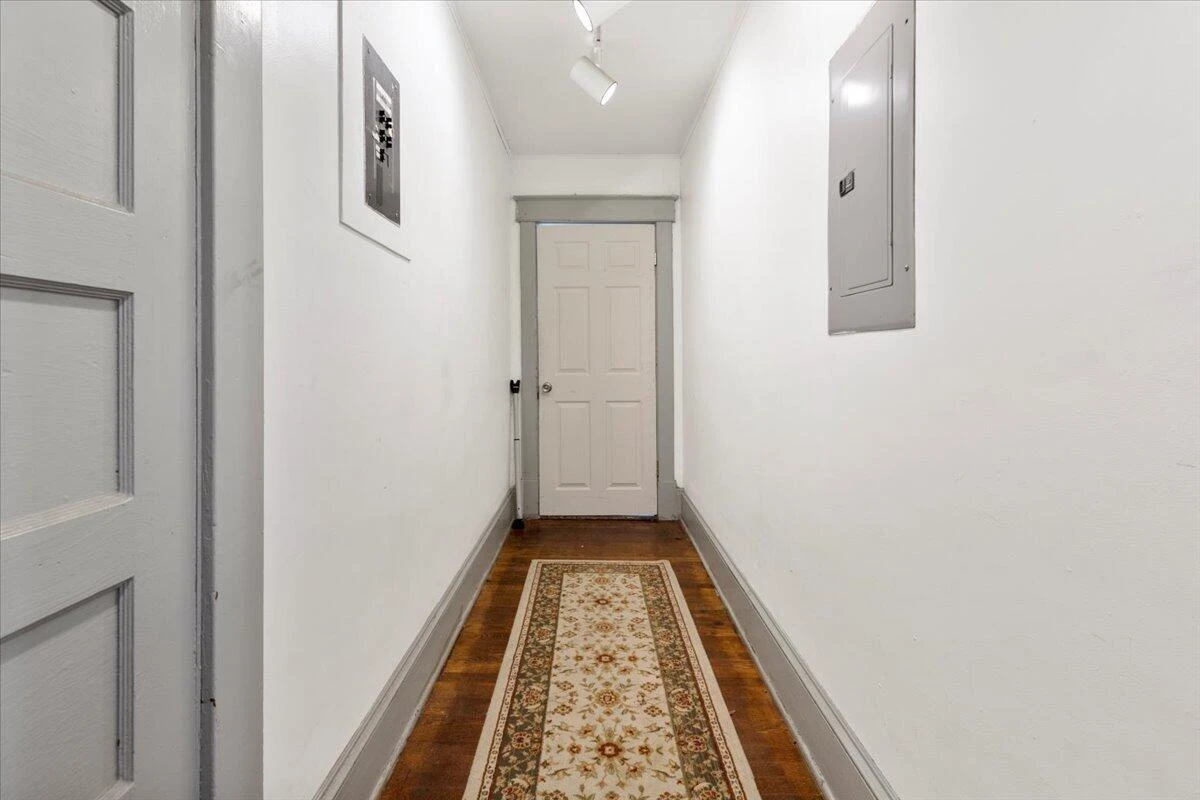 1120 Main ST - Photo 24