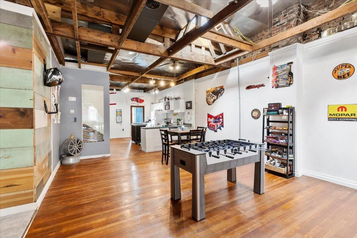 1120 Main ST - Photo 37