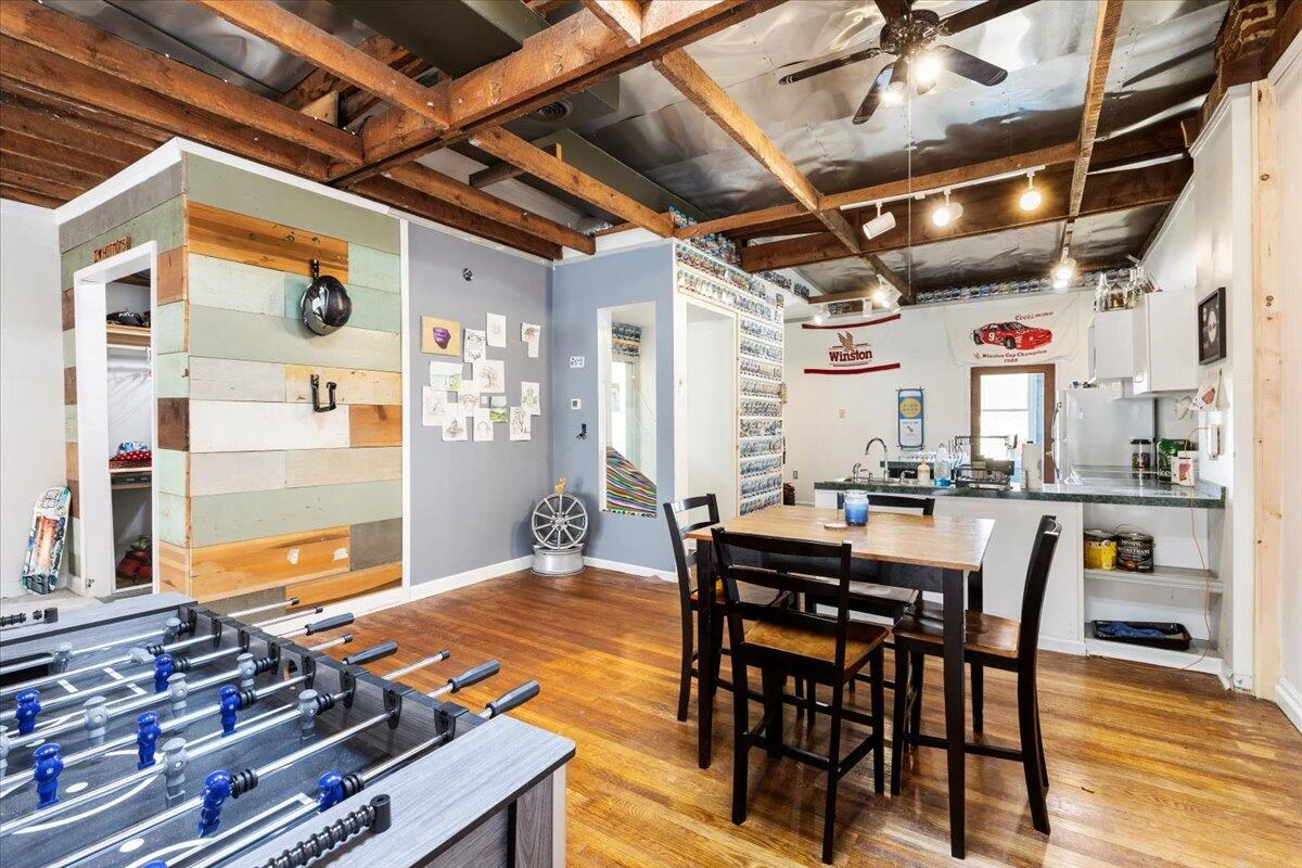 1120 Main ST - Photo 40