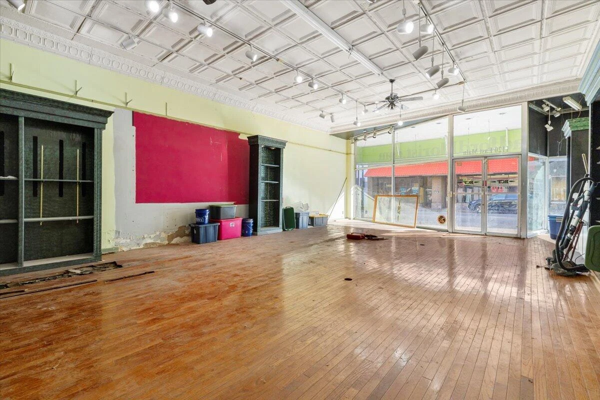 1120 Main ST - Photo 52