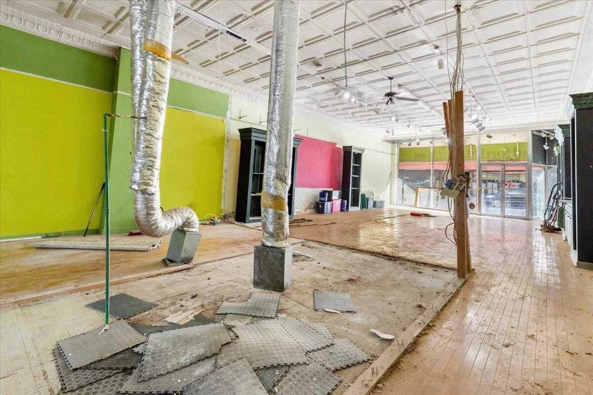 1120 Main ST - Photo 57