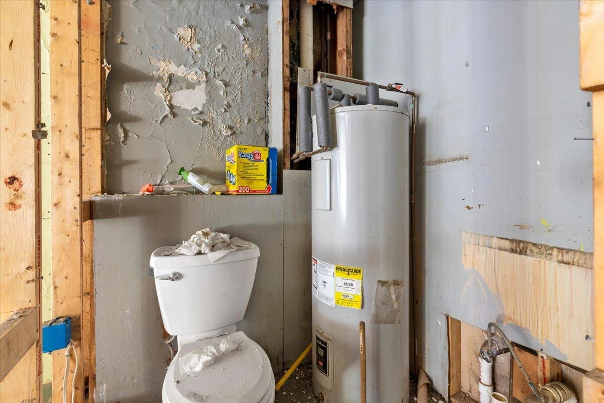 1120 Main ST - Photo 59