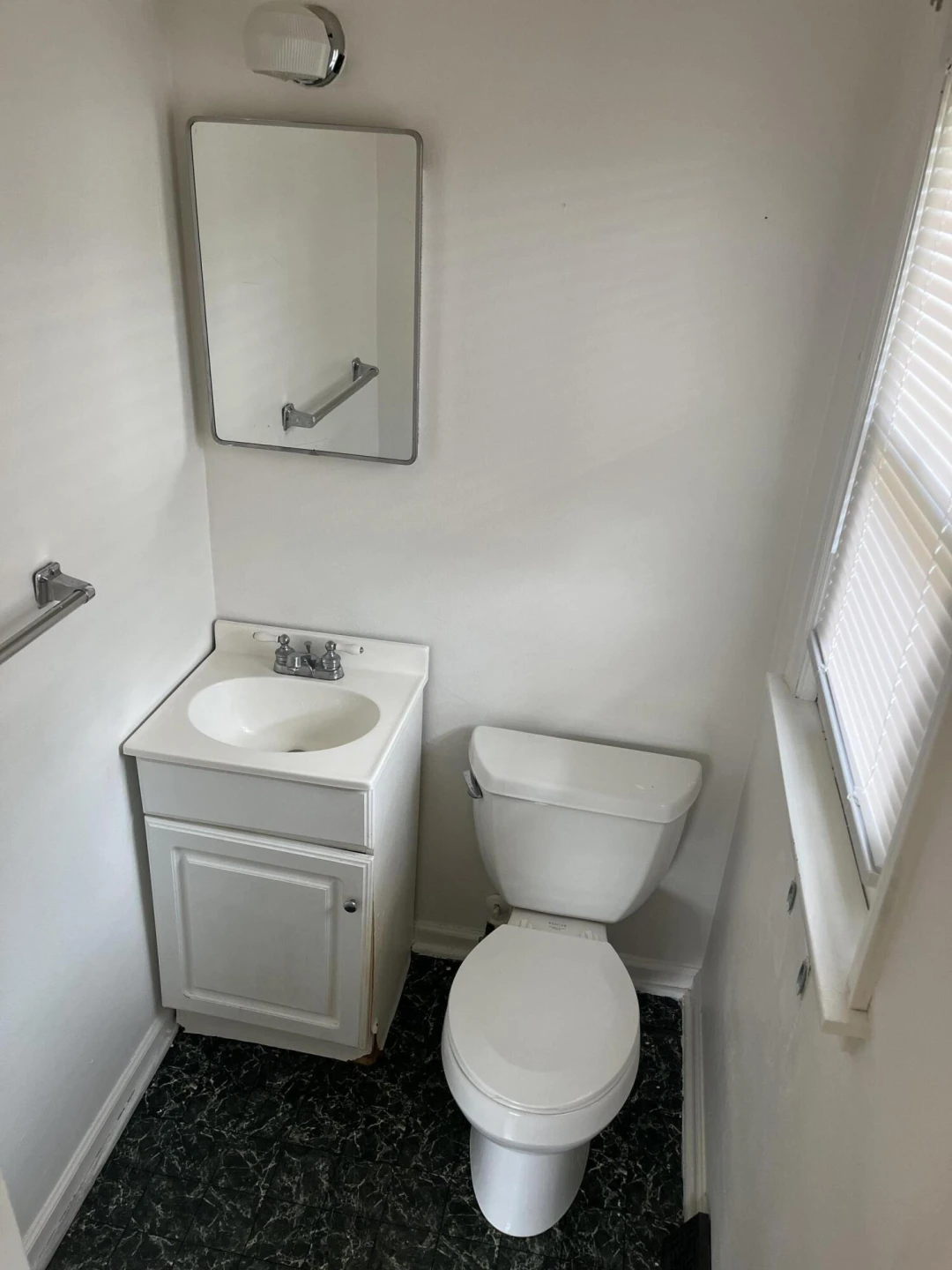 525 Hedgelawn AVE - Photo 13
