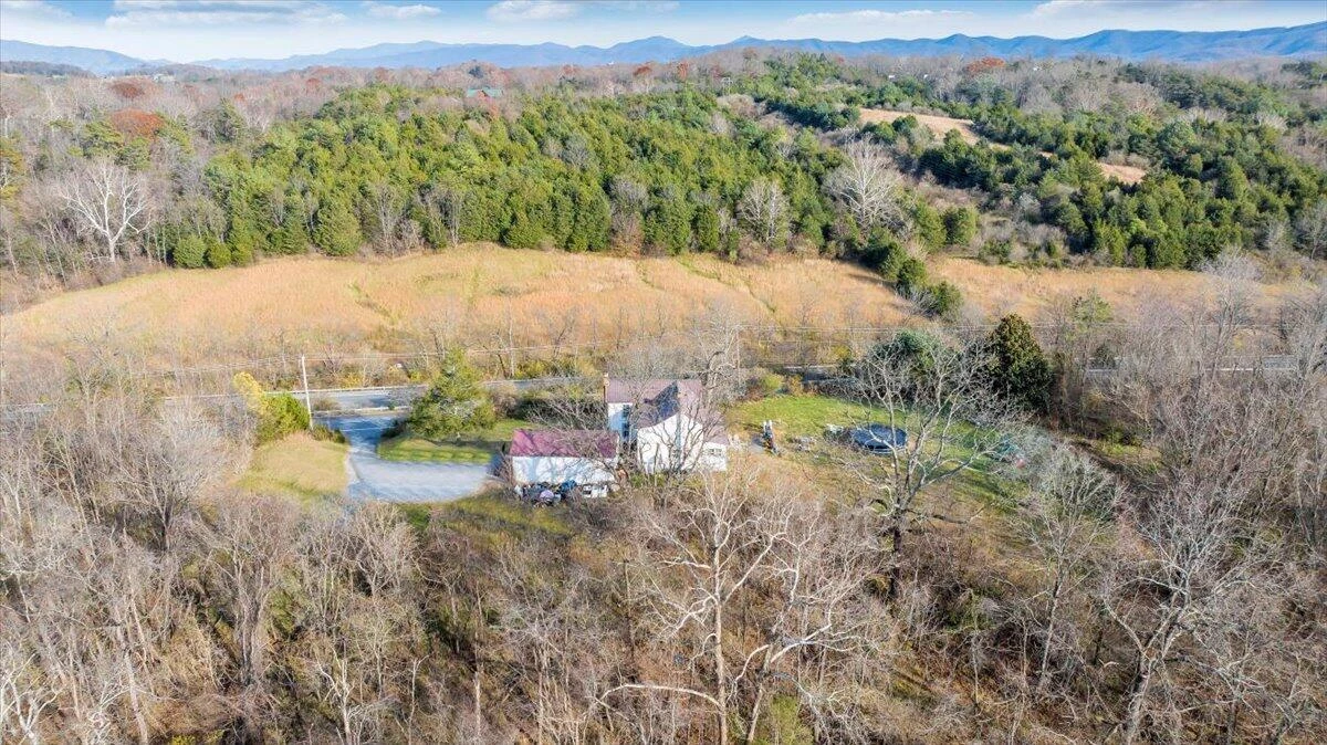 6457 Roanoke RD - Photo 11