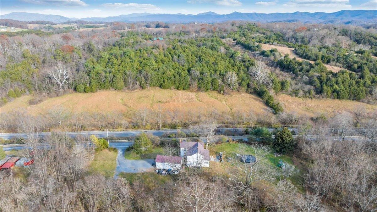 6457 Roanoke RD - Photo 12