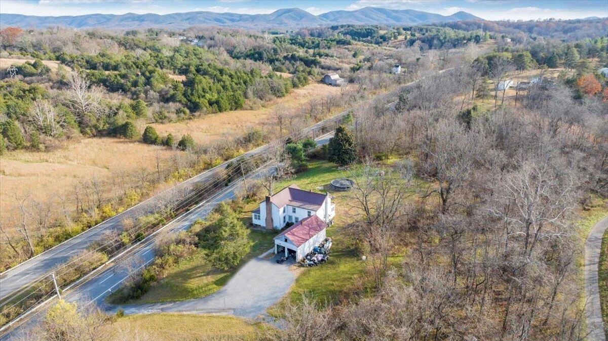 6457 Roanoke RD - Photo 16