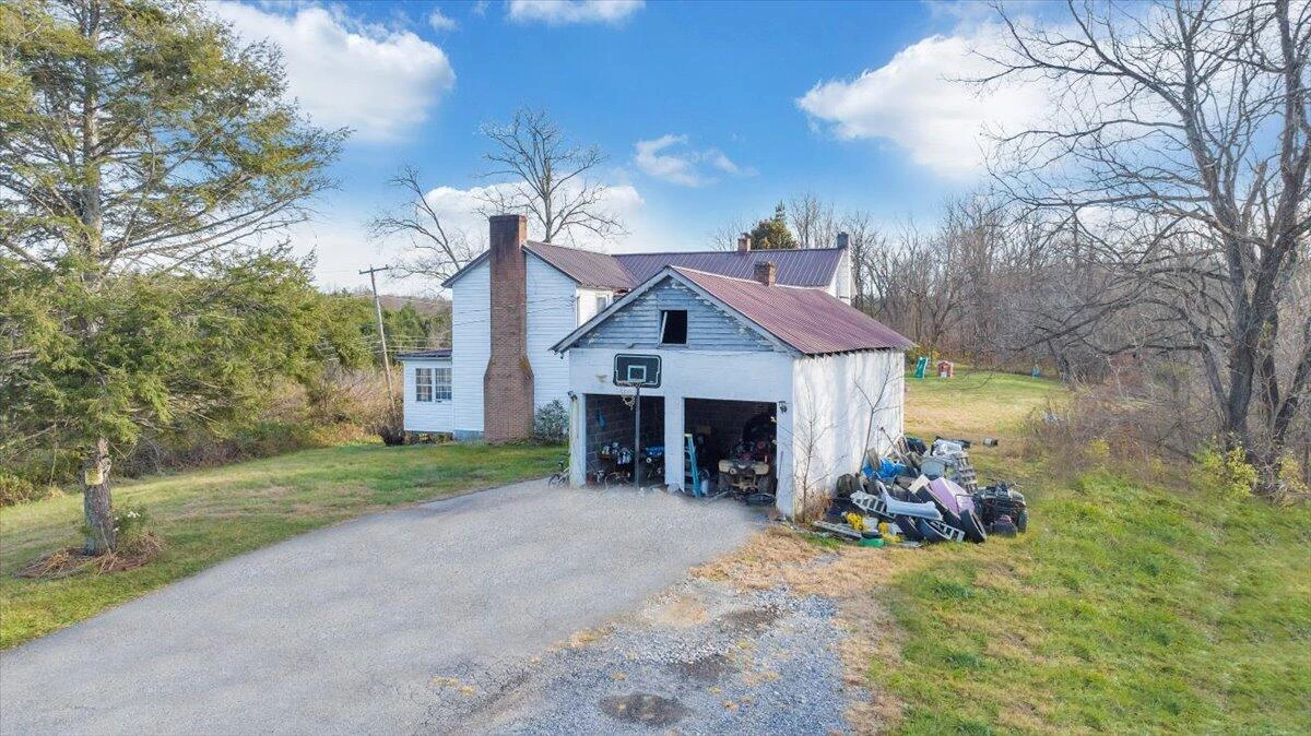 6457 Roanoke RD - Photo 24