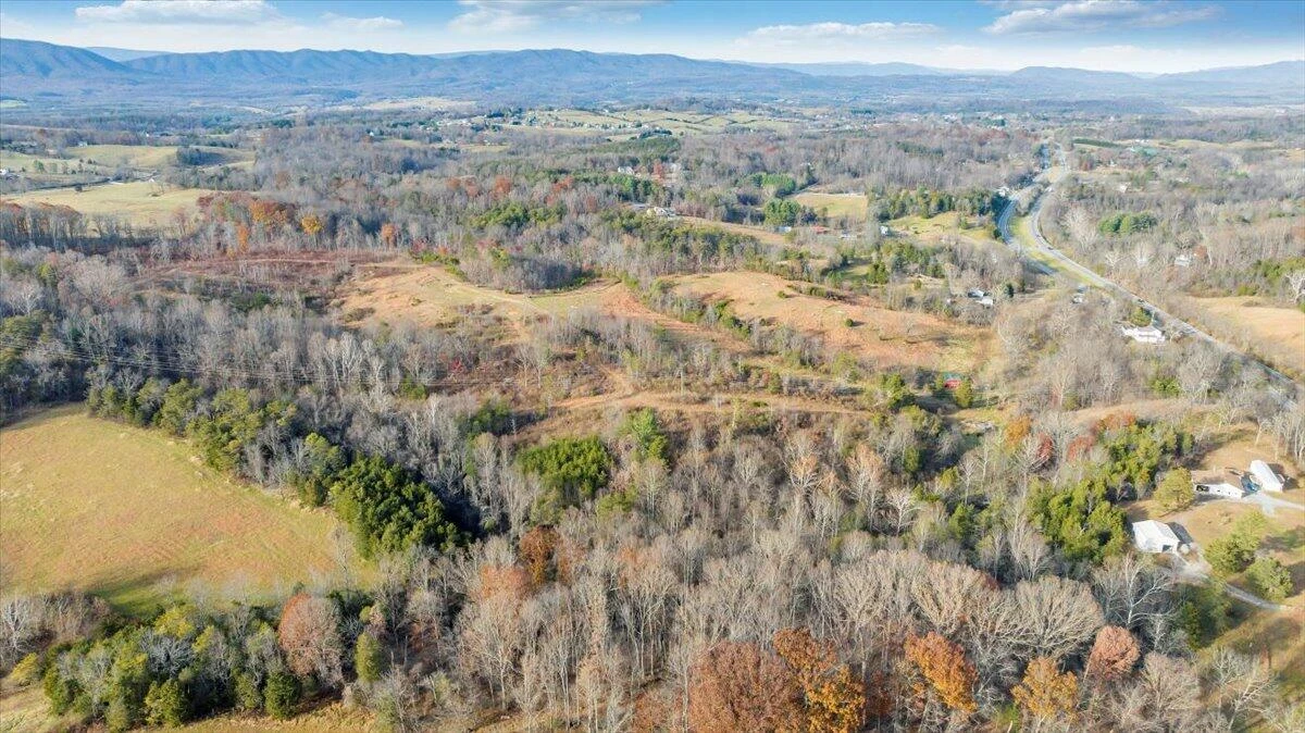 6457 Roanoke RD - Photo 32