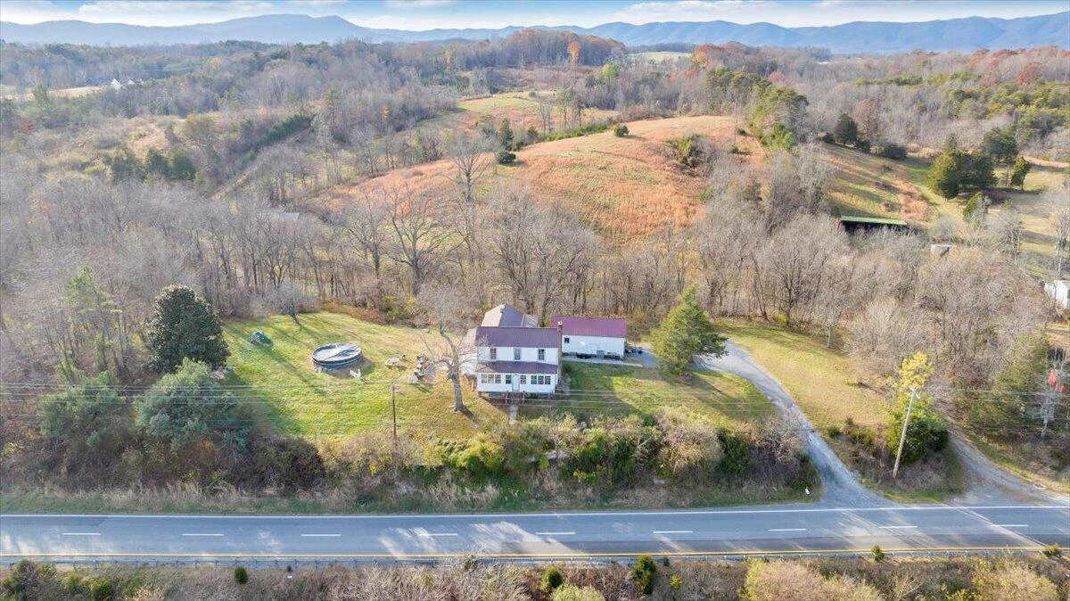6457 Roanoke RD - Photo 6
