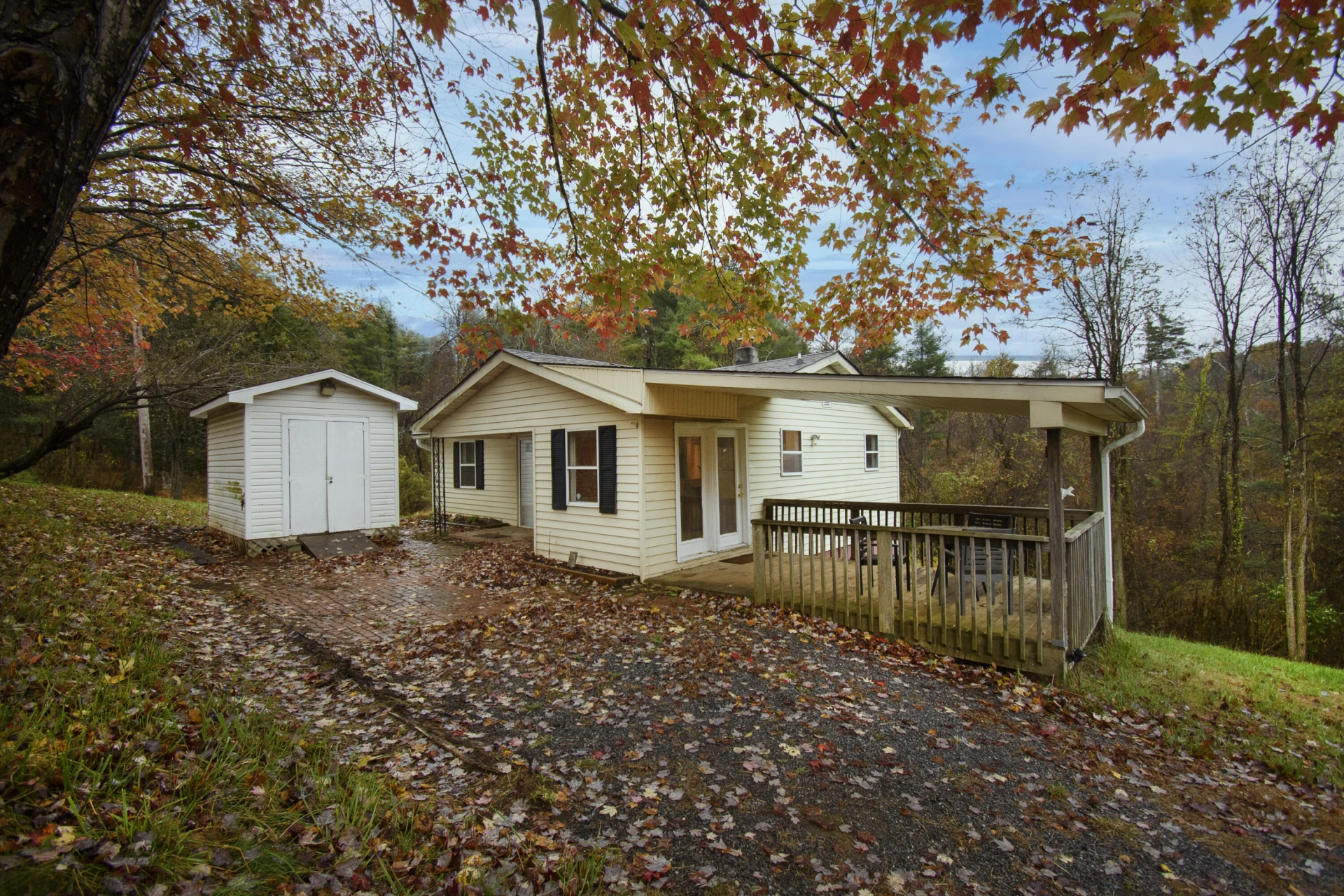 320 Stuart RD