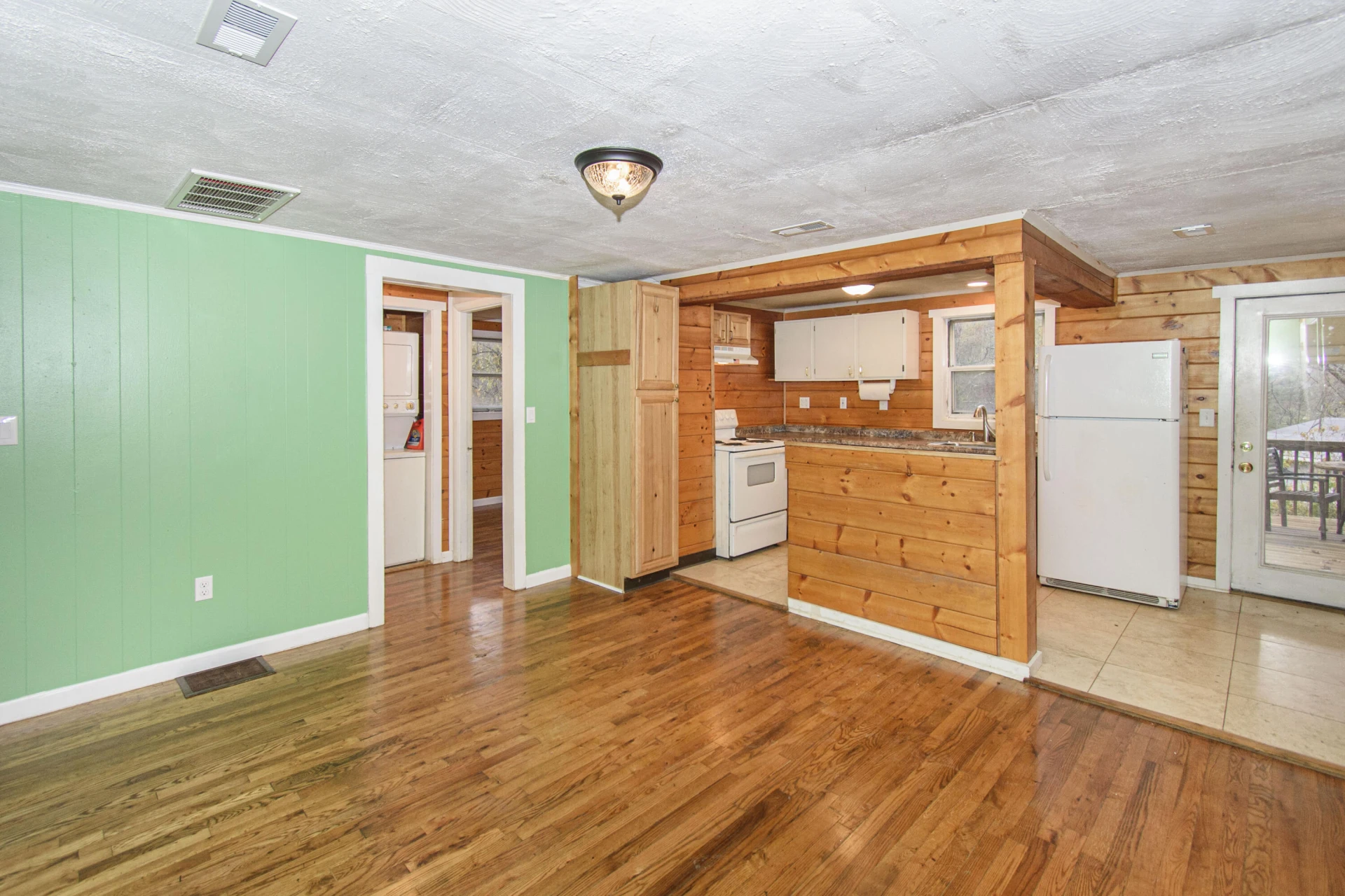 320 Stuart RD - Photo 13