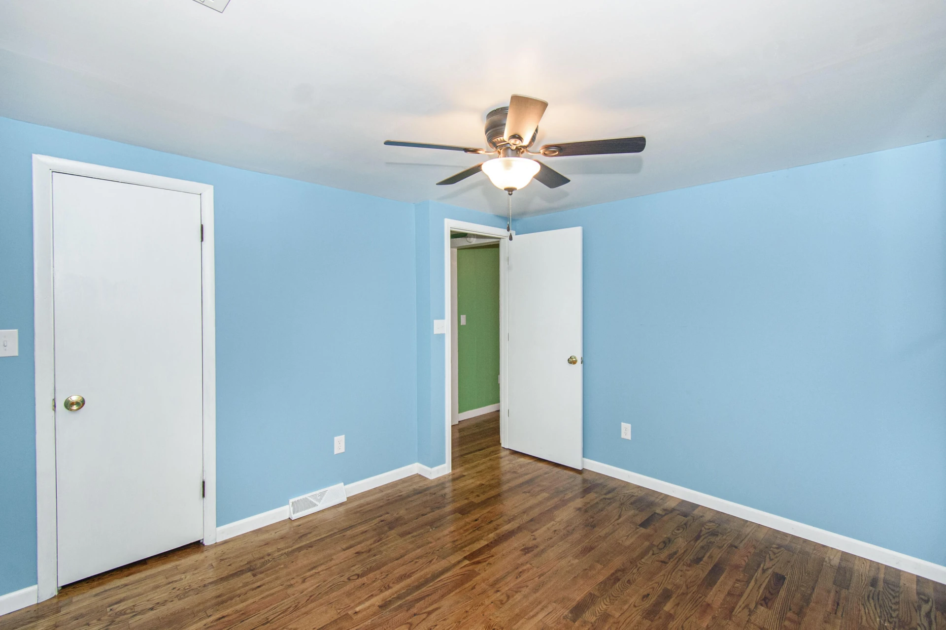 320 Stuart RD - Photo 31