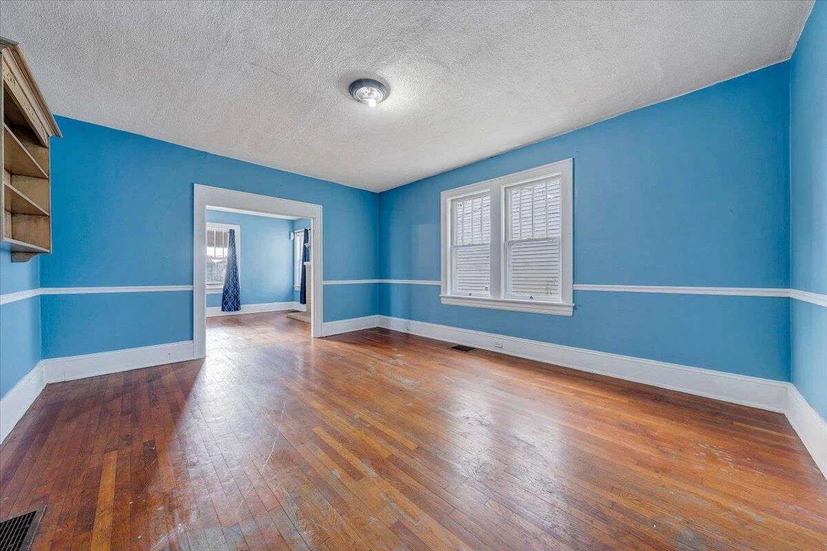 3309 Birchwood AVE - Photo 10