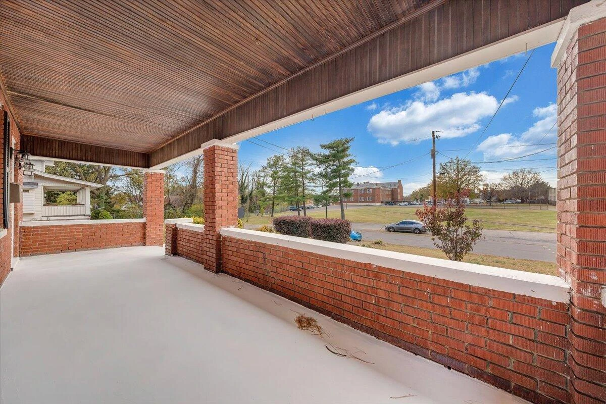 3309 Birchwood AVE - Photo 35