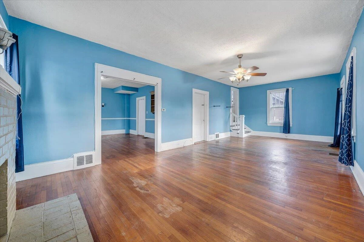 3309 Birchwood AVE - Photo 5