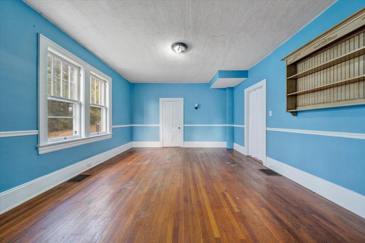 3309 Birchwood AVE - Photo 7