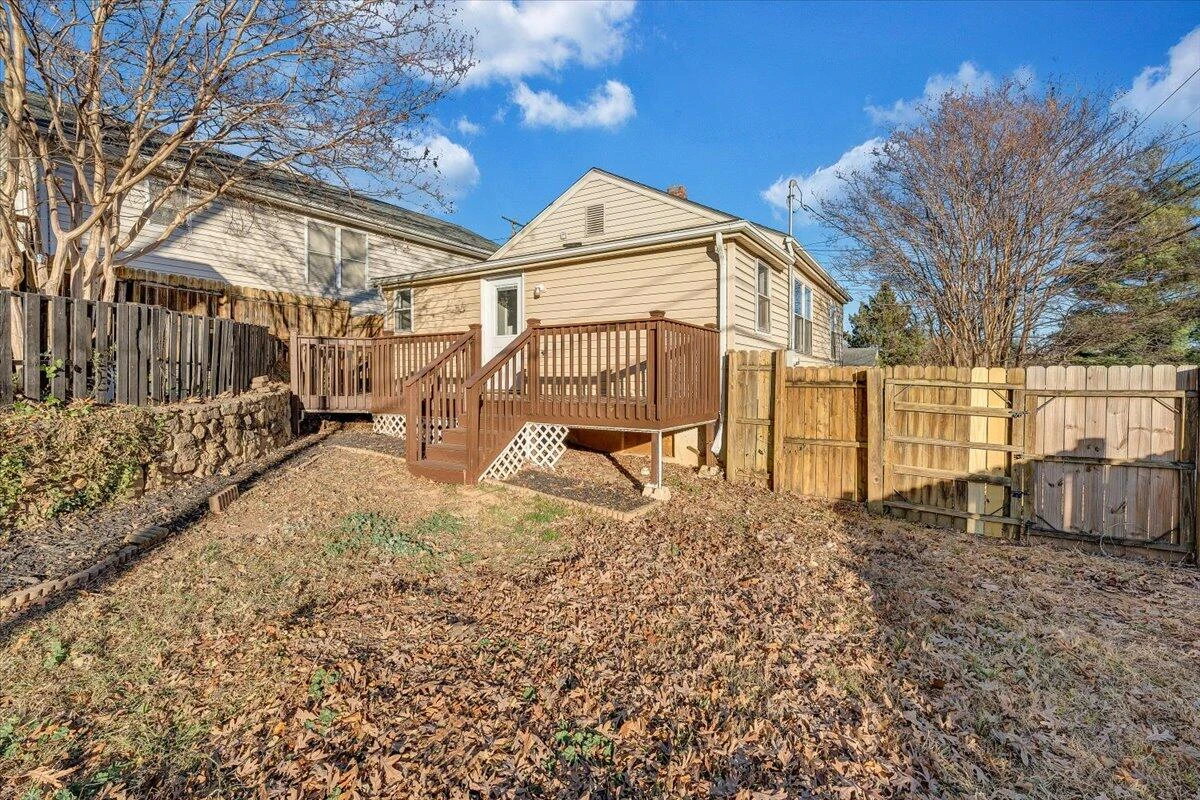 702 Conway ST - Photo 26