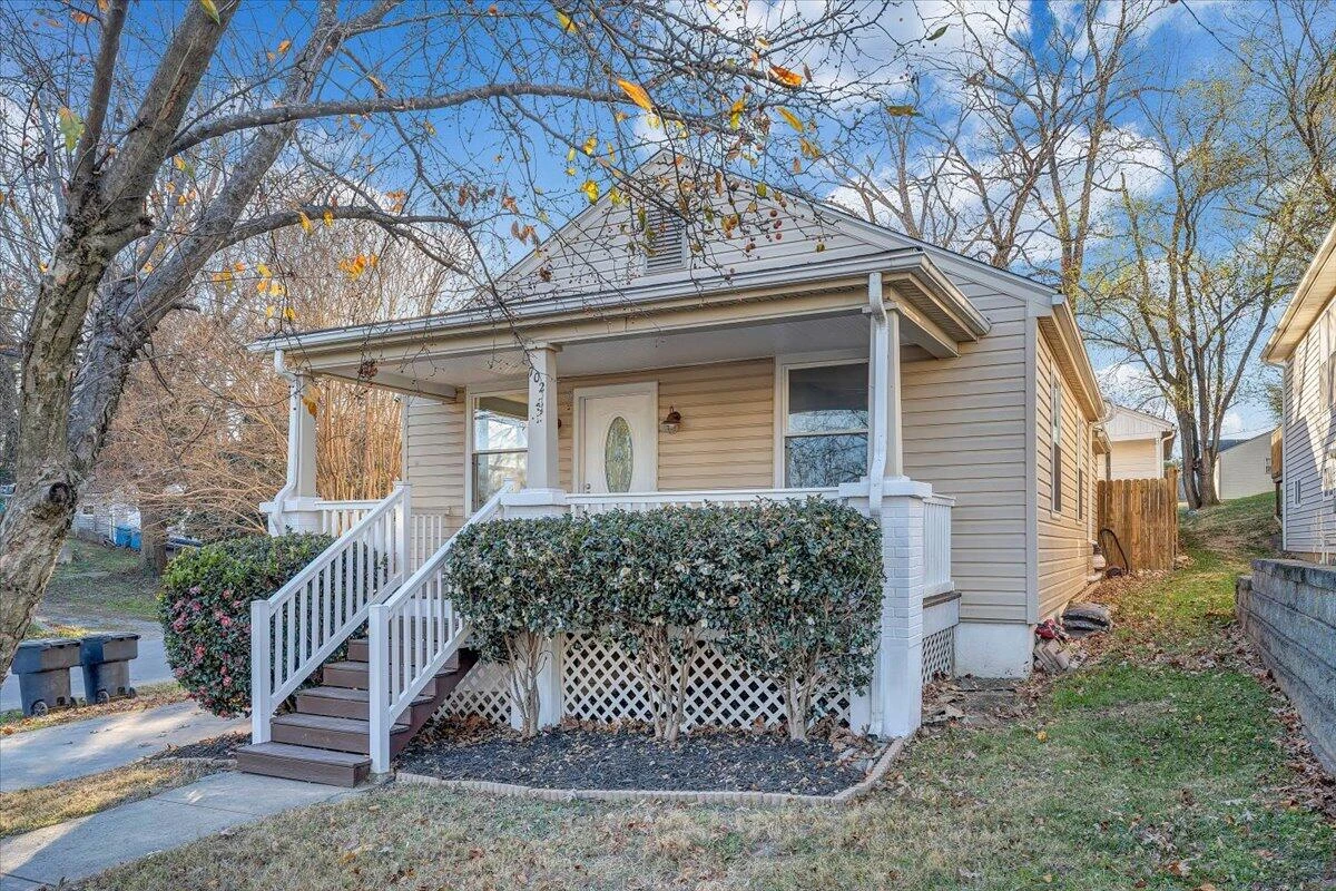 702 Conway ST - Photo 34