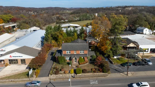 705 Richmond AVE, Staunton, VA, 24401