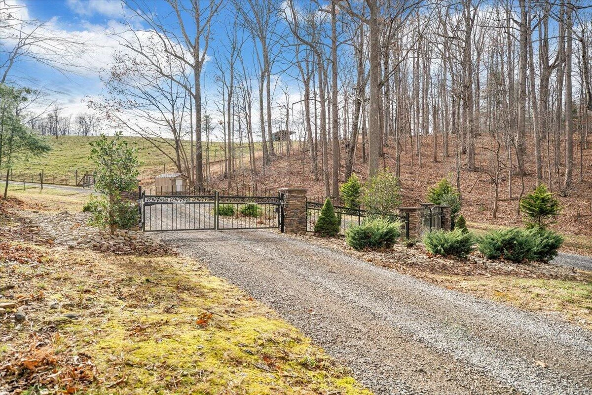 7770 Bending Oak DR - Photo 120