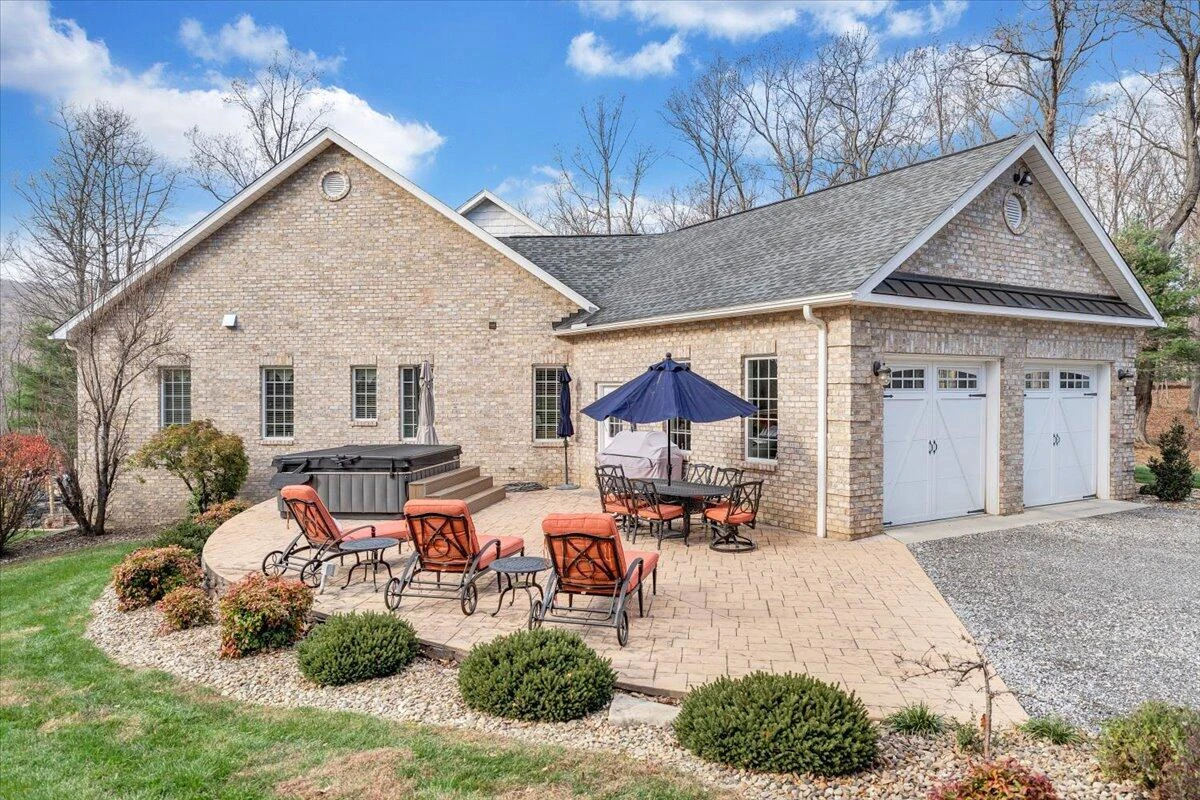 7770 Bending Oak DR - Photo 103